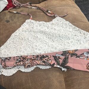 Floral Lace Crop Top